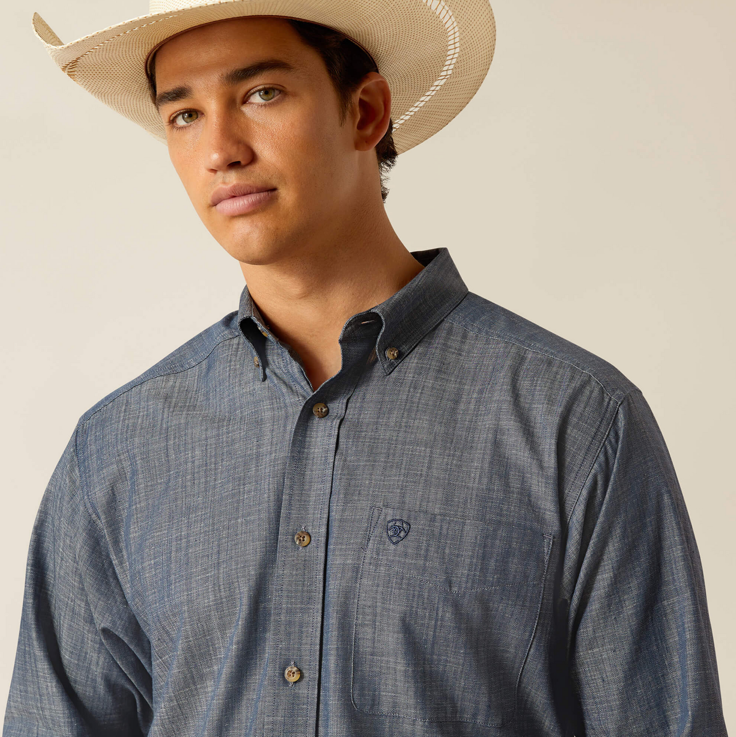 10048512 MNS Patrick Classic Fit Shirt Blue Chambray