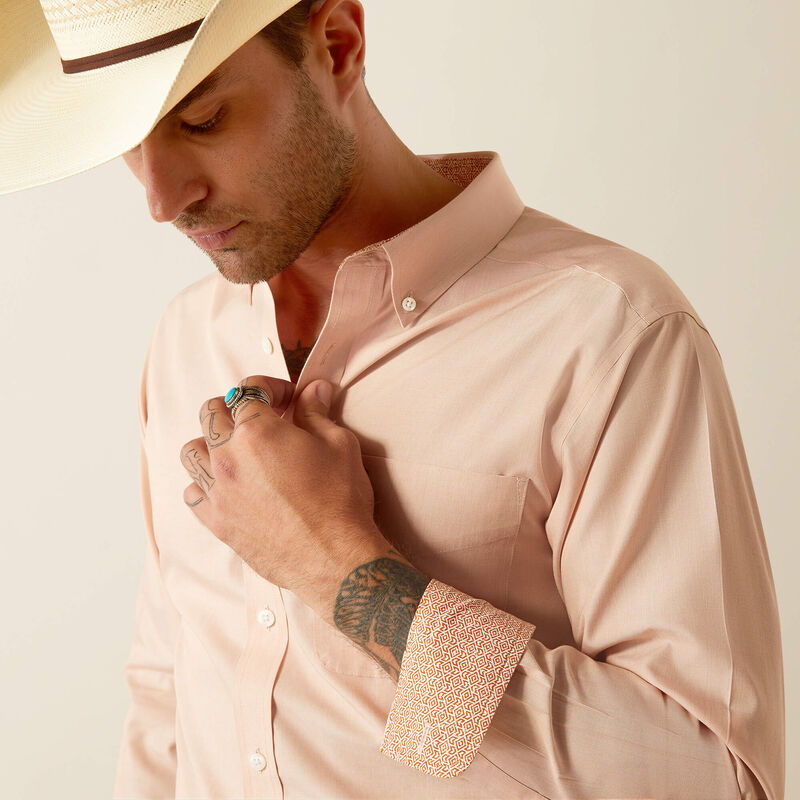 Ariat Wrinkle Free Solid Fitted Shirt 10054660