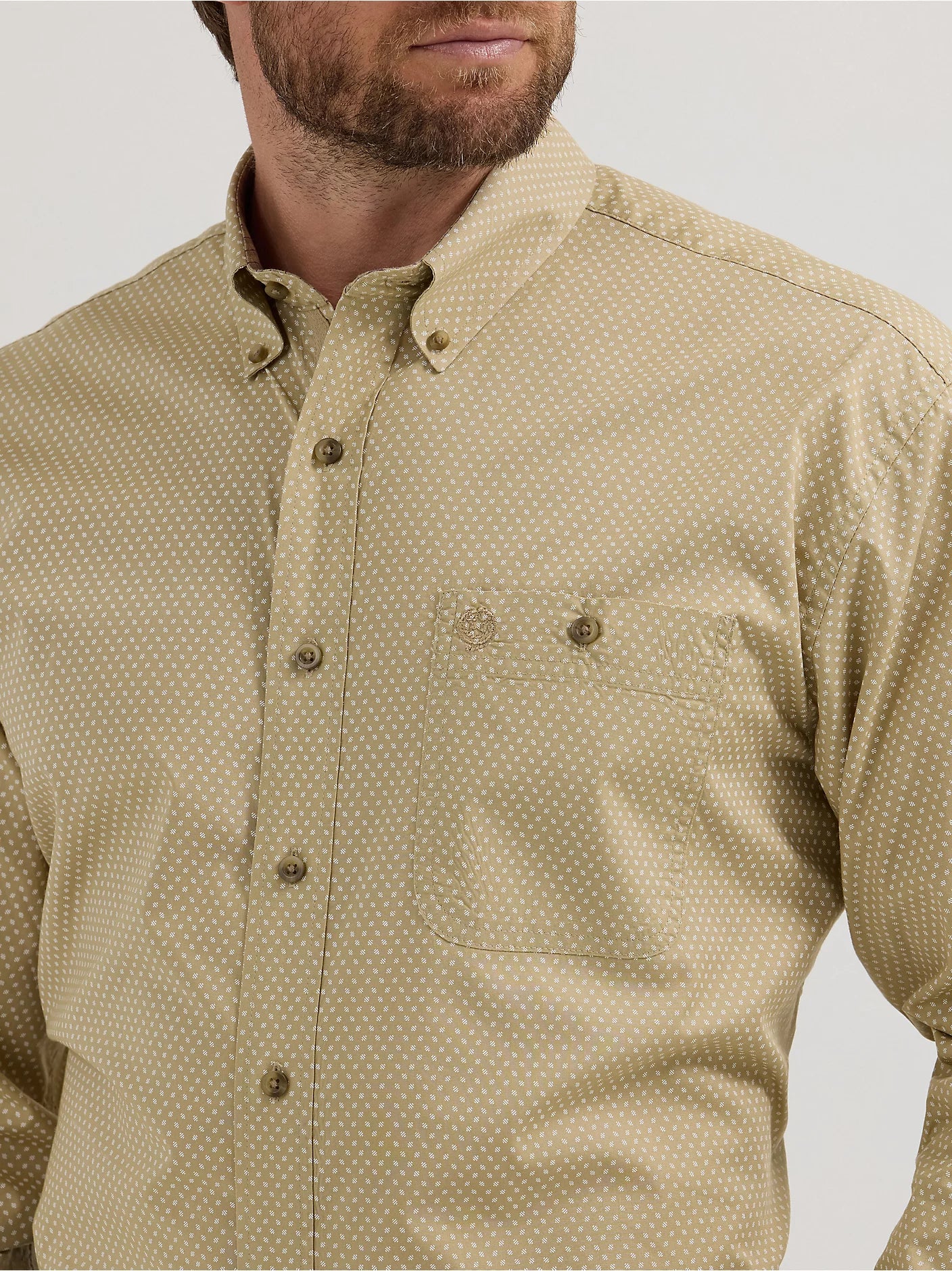 112356610 WRANGLER® GEORGE STRAIT™ LONG SLEEVE BUTTON DOWN ONE POCKET SHIRT