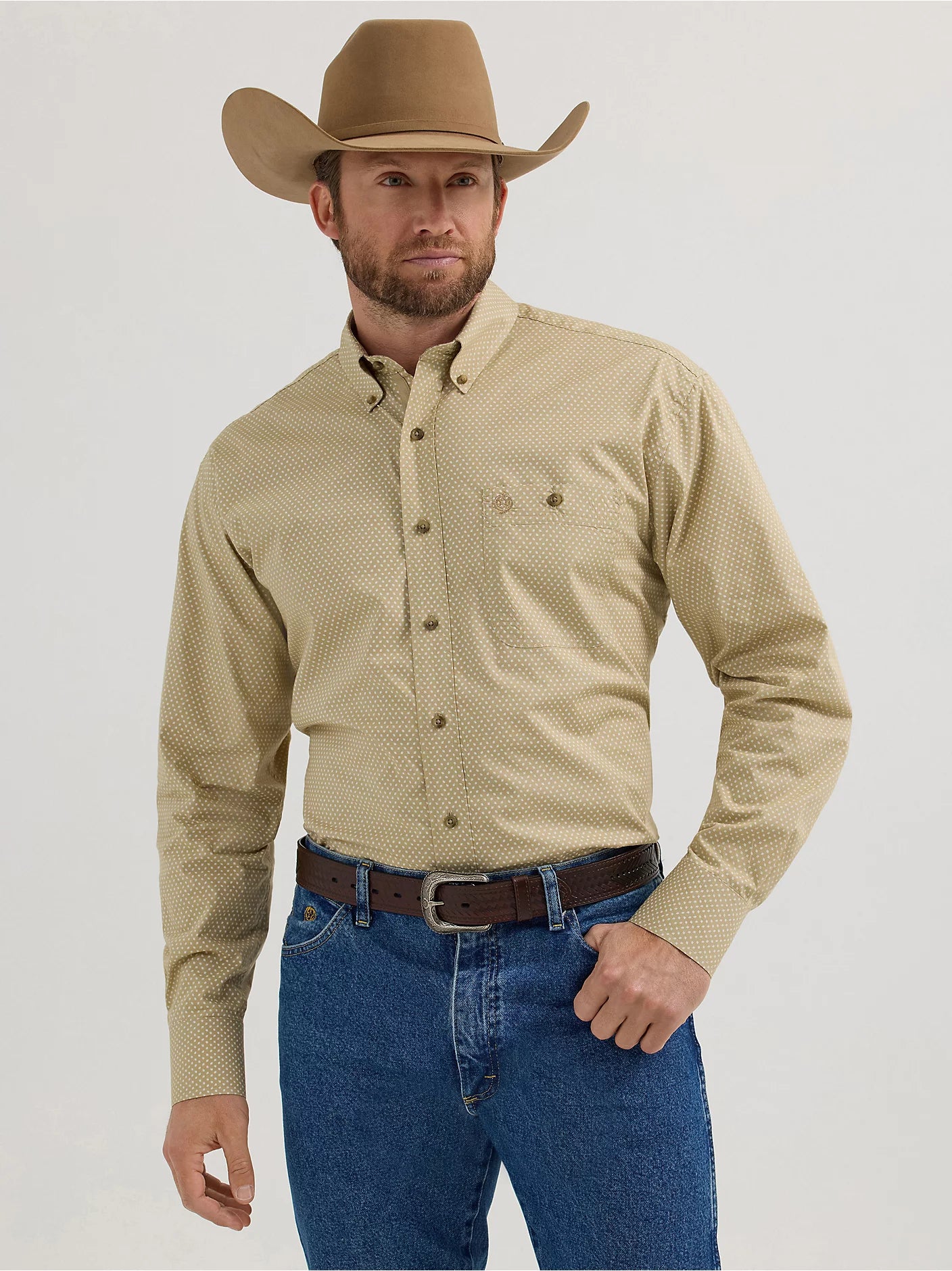 112356610 WRANGLER® GEORGE STRAIT™ LONG SLEEVE BUTTON DOWN ONE POCKET SHIRT