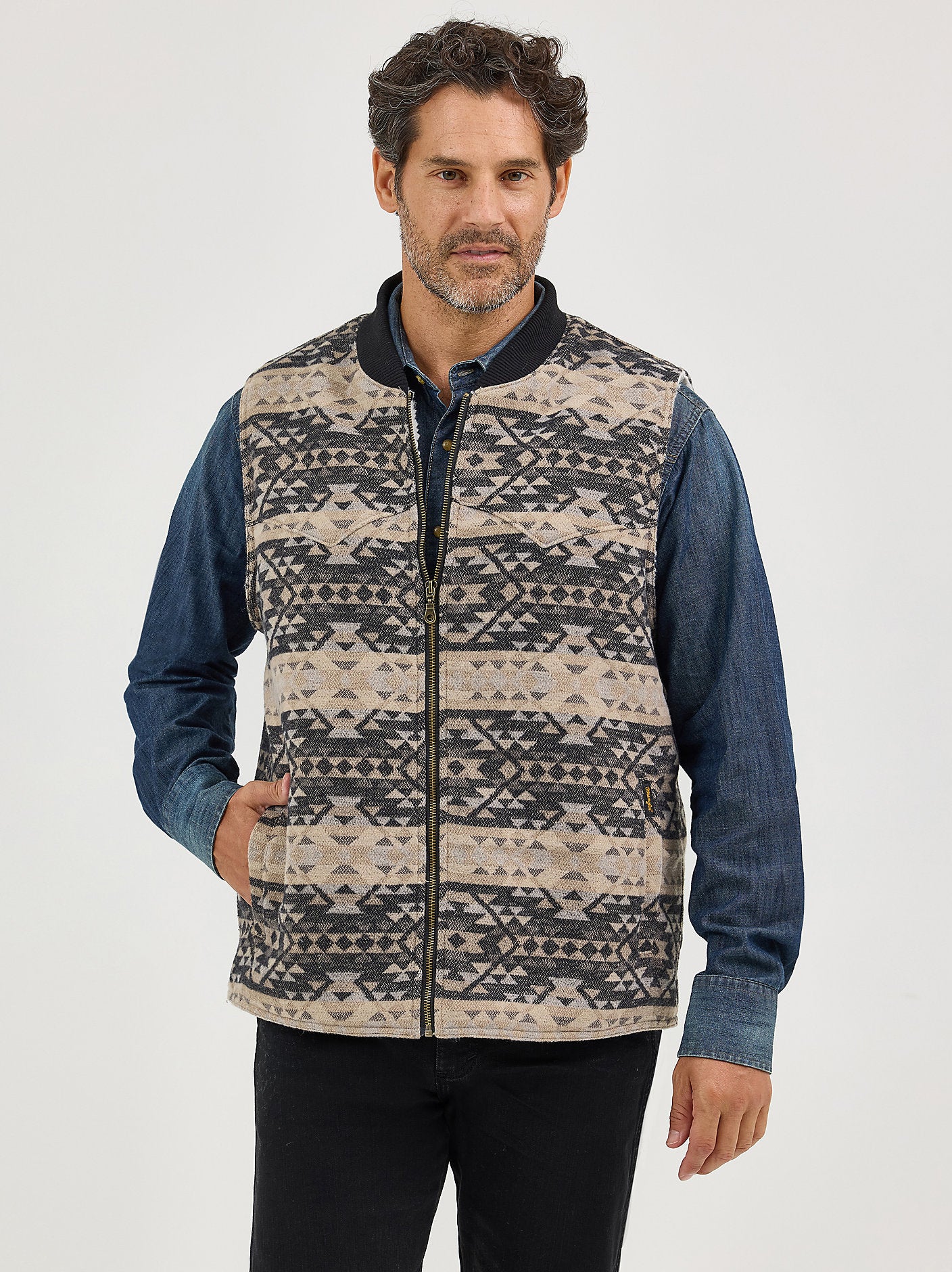 112368296 Men's Wrangler Sherpa Lined Jacquard Vest