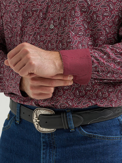 112369636 MNS Wrangler® George Strait Wine/Grey Paisley