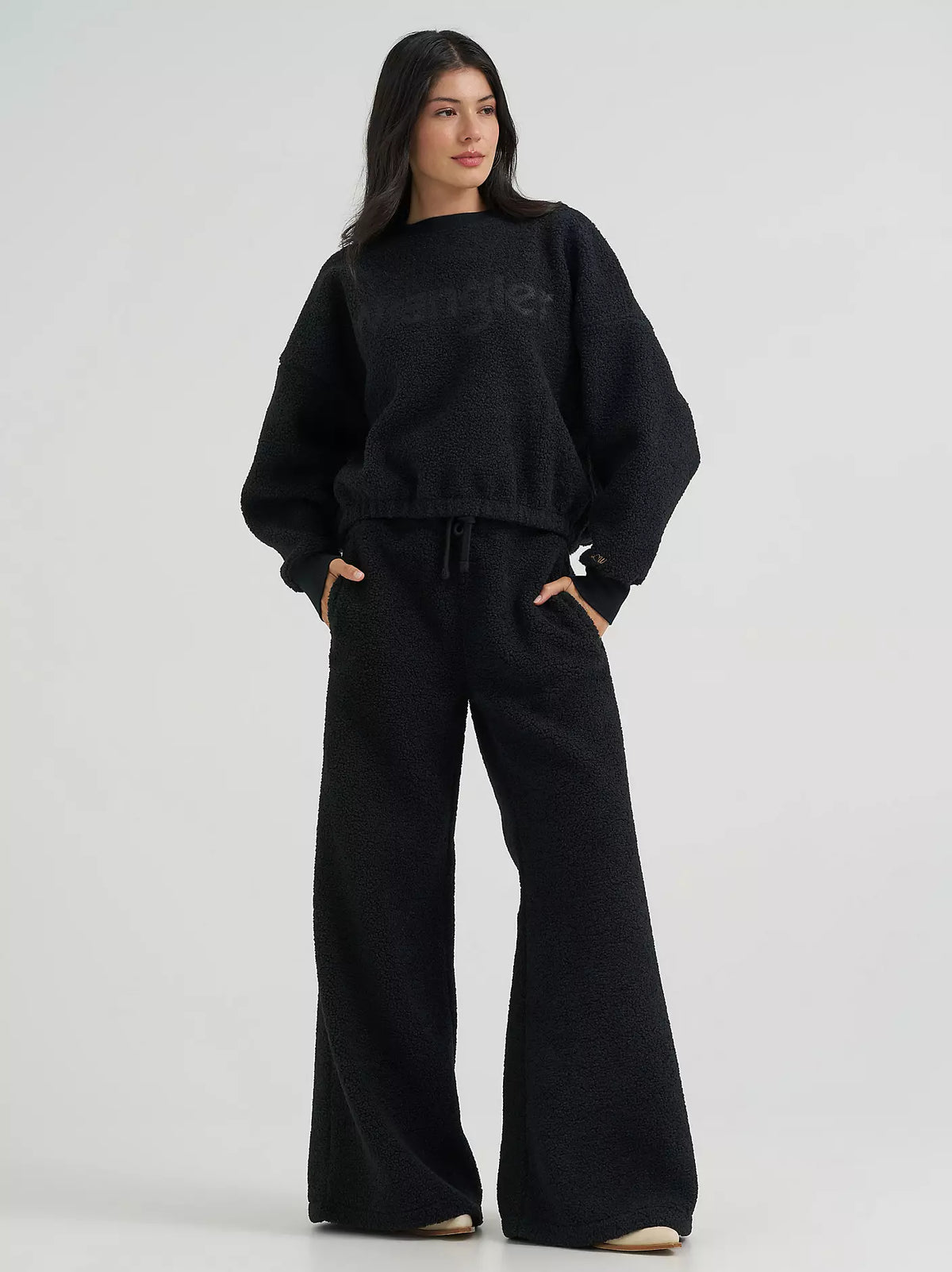112385579 WMS Lainey Sherpa Crew