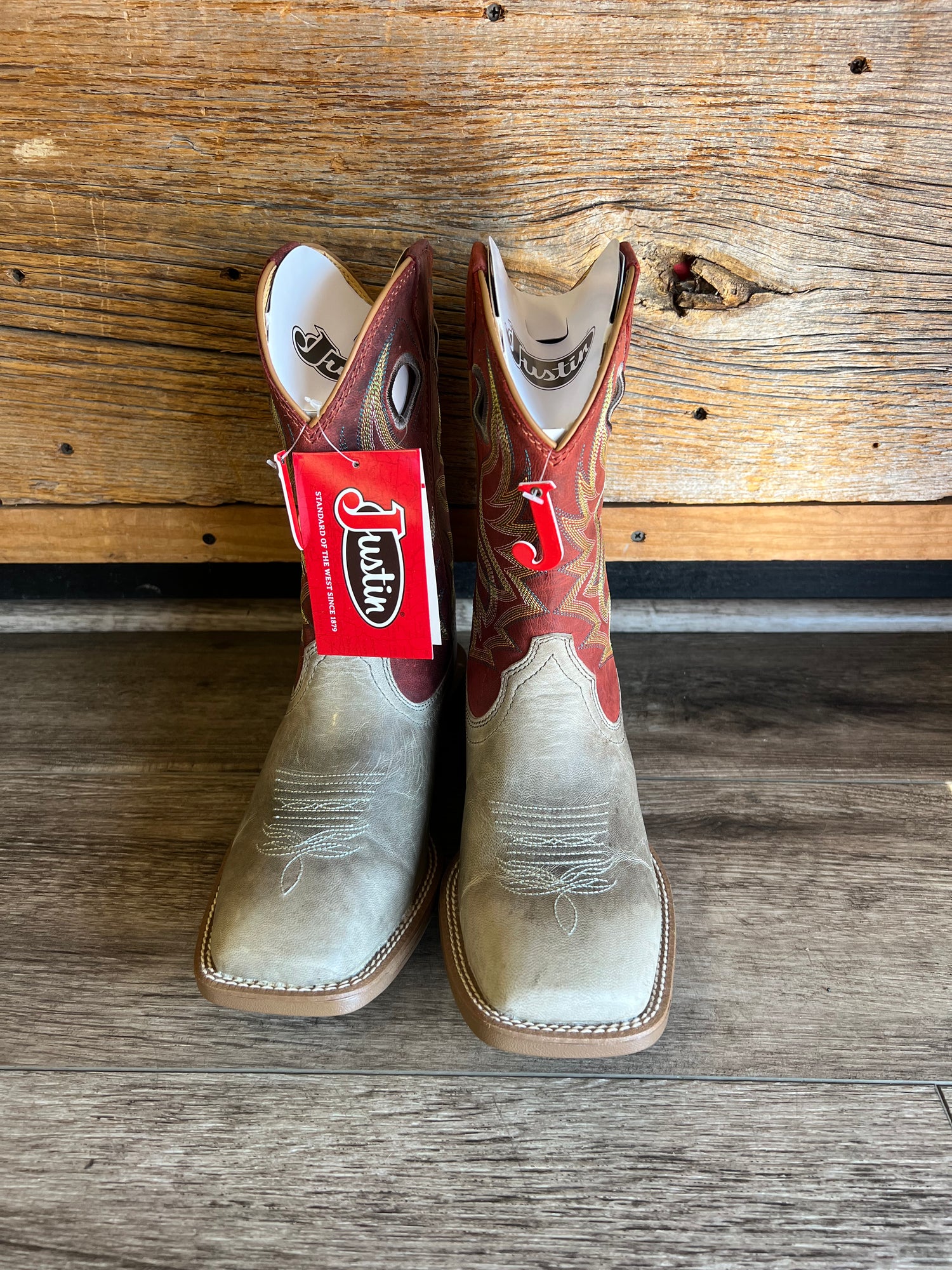 UN7152 Justin Men flex Tan boots