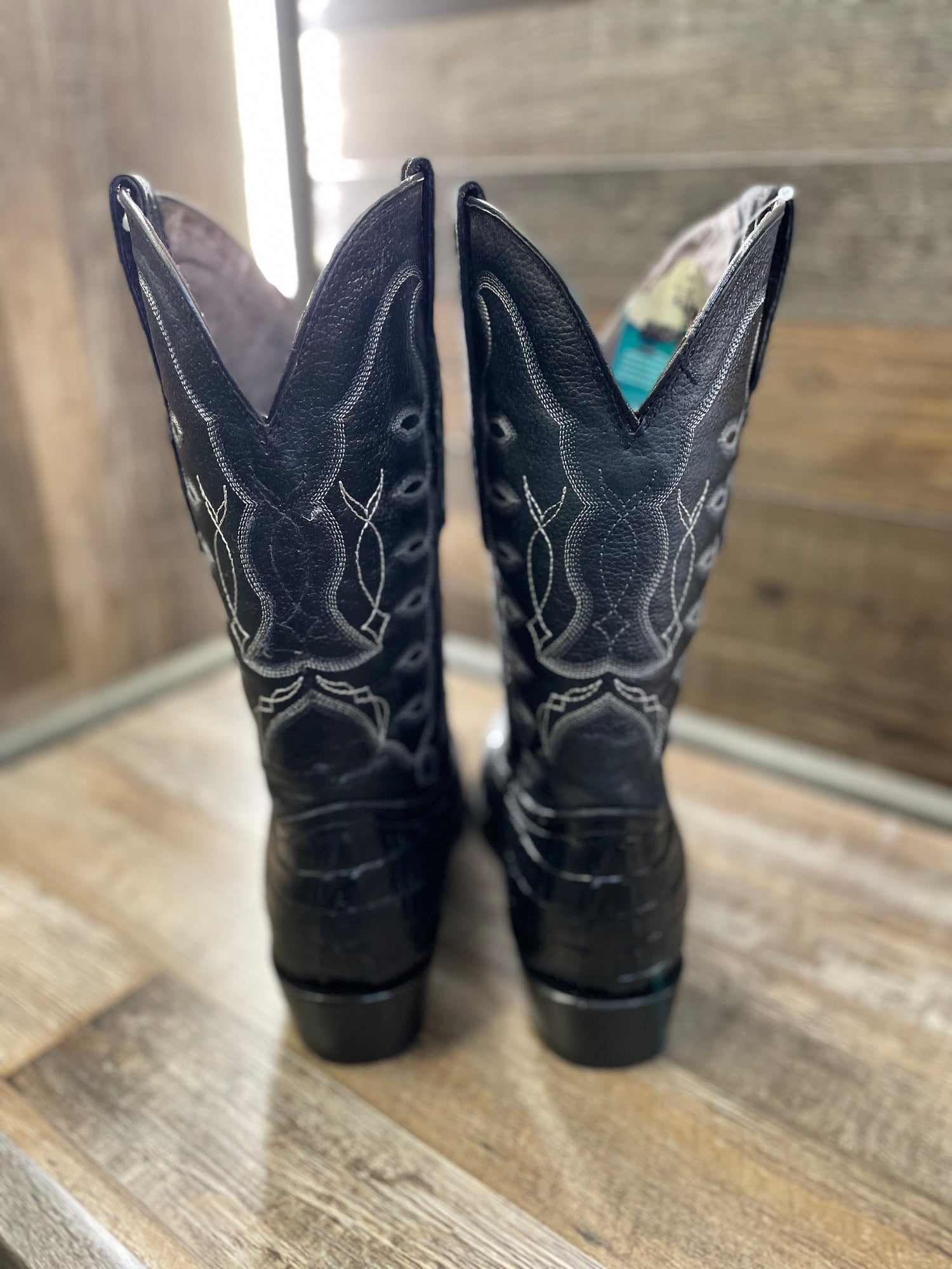 RPE201233 Men's Tanner Mark Black Caiman Print