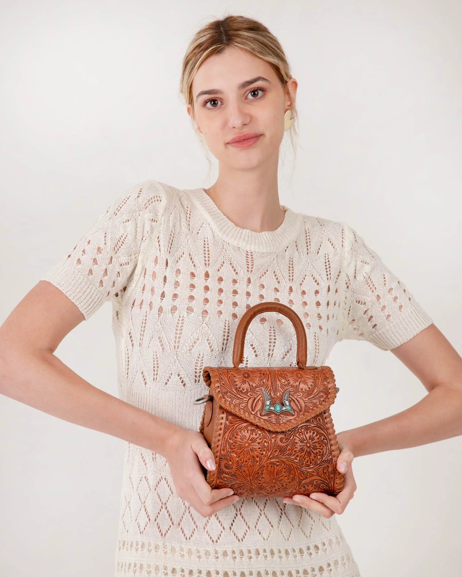 LW-SS25-035-SB Leon Mini Handle Purse - Brown