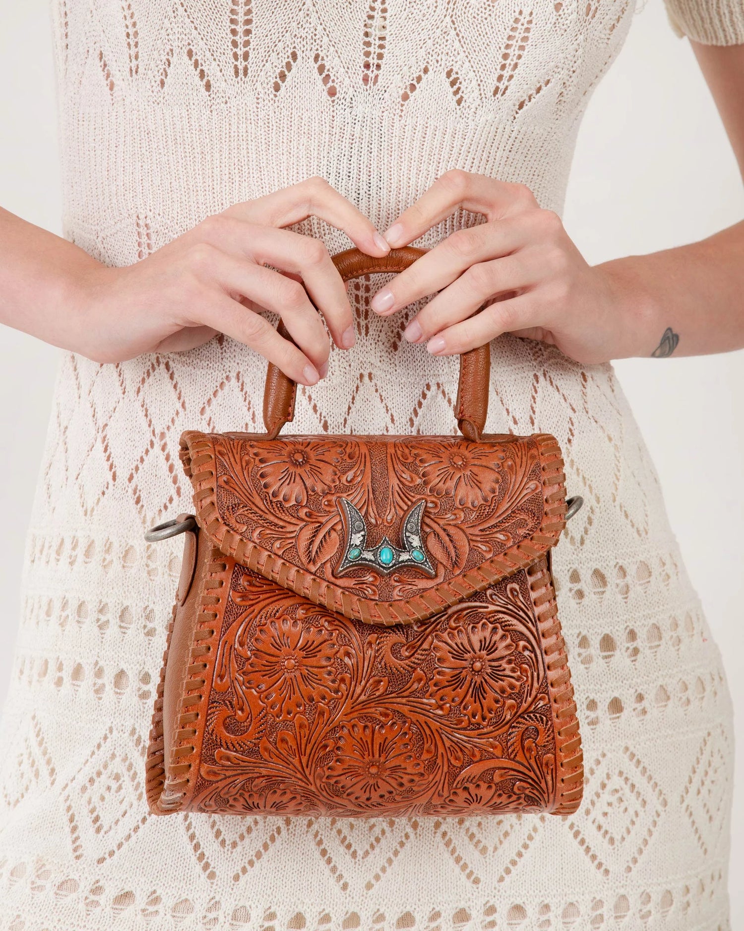 LW-SS25-035-SB Leon Mini Handle Purse - Brown