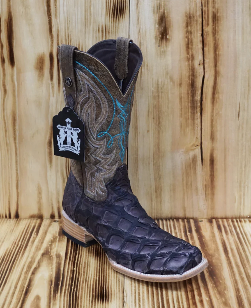 TMX201324 Tanner Mark Fish Tobacco