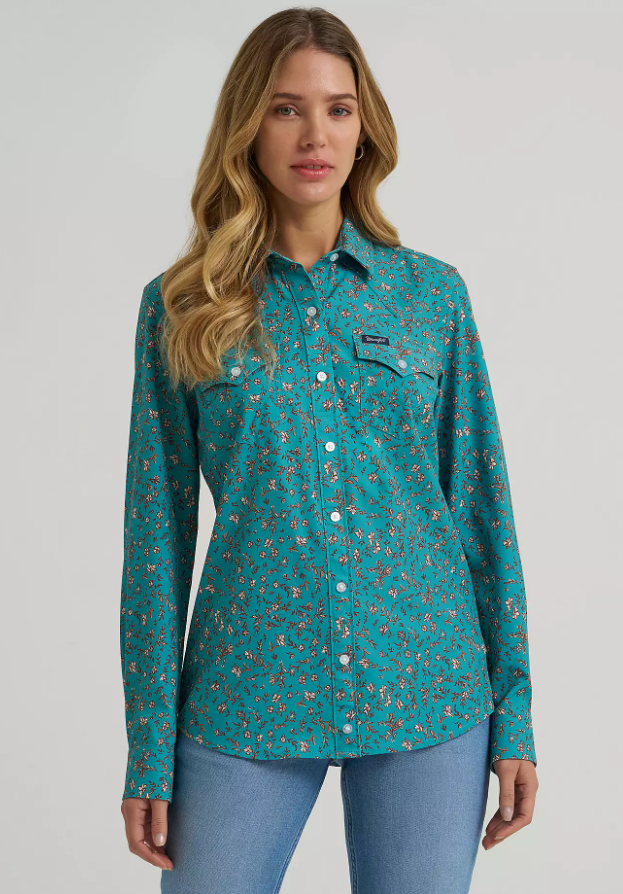112375014 WMS Aria Performance Shirt by Wrangler
